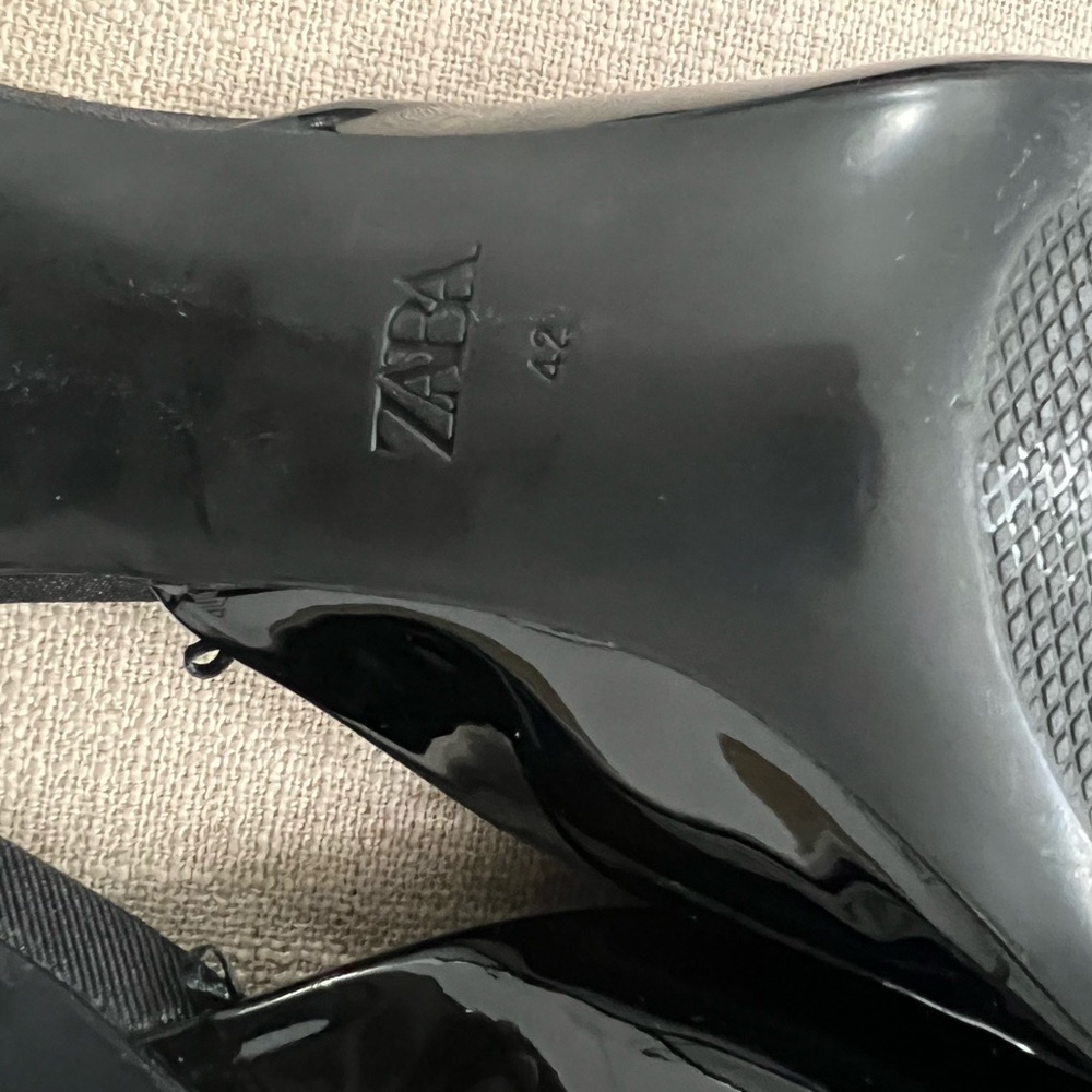 Zara Black Mules with Bow Detail - Picture 10 of 11